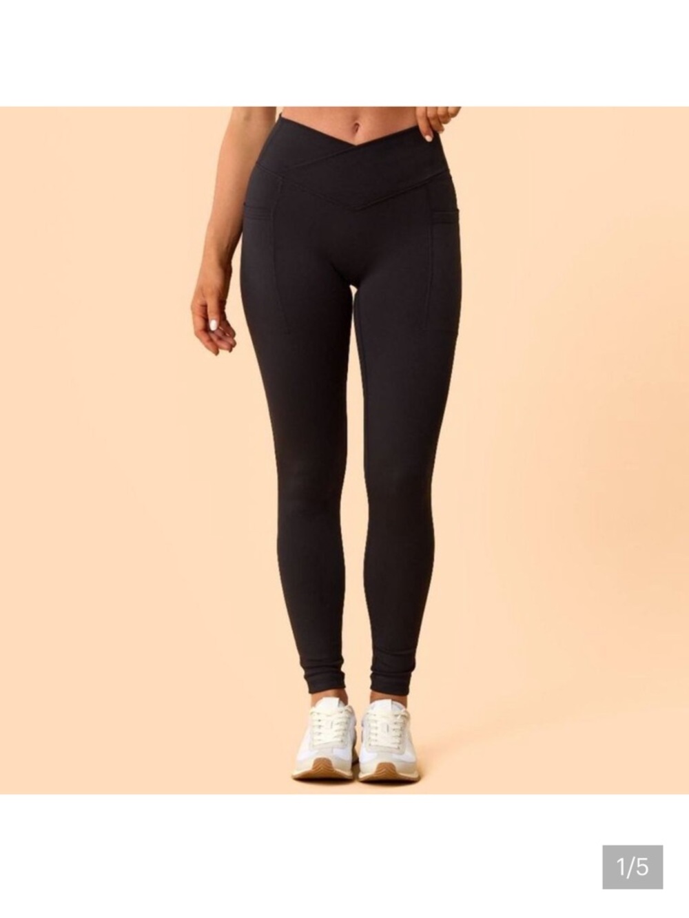 Black High-Rise V-Waist Leggings with Side Pockets